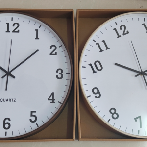HOR 30cm horloge,couleurs assortis