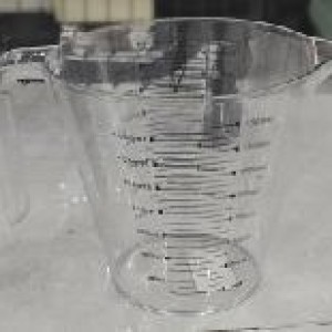 CUI tasse a mesurer en plastique 1000ml