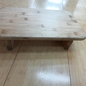 CUI Planche a découper carrée avec pieds 36*26*8cm