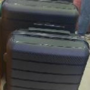 VOY moyenne valise grise