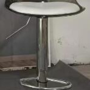 ADM chaise transparente noir