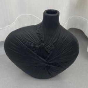 DEC vase artisanal en résine noir