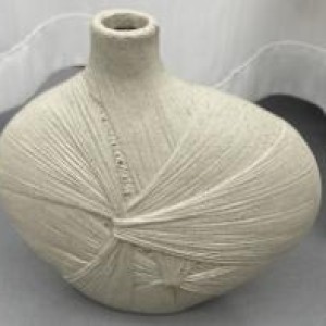 ACC Vase artisanal en résine