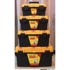 QUI boite a outils en plastique 21 pouces