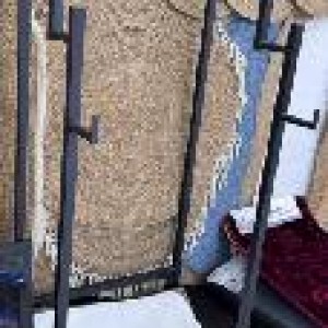 STR support de tapis noir