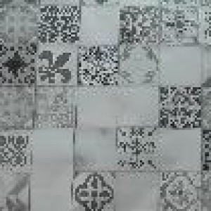 ADM nappe de table 1,37 x 20 m x 18 mm
