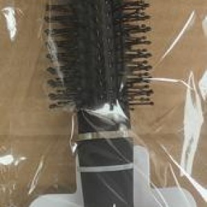 ACC brosse en plastique noir