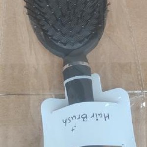 ACC brosse en plastique noir