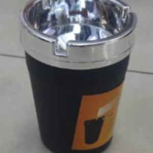 CIG cendrier noir 7,5*10,5 cm avec argent