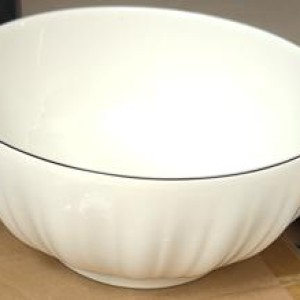 CUI 8"20x9.5cm bol en céramique
