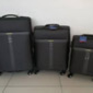 VOY moyenne valise gris 24 po
