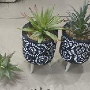 DEC pot de plante sur pied avec rond blanc
