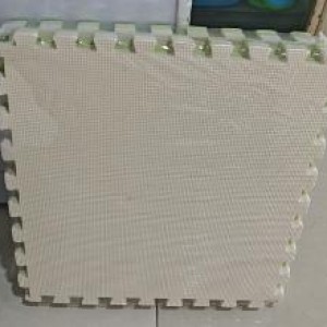 JOU tapis mousse 50x50 pqt4