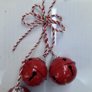 cloche rouge avec corde 3pcs