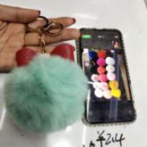 KCH porte cle fausse fourrure avec noeud