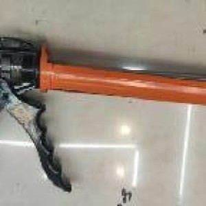 QUI pistolet a colle